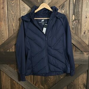 Women’s Winter Coat size Medium BRAND NEW